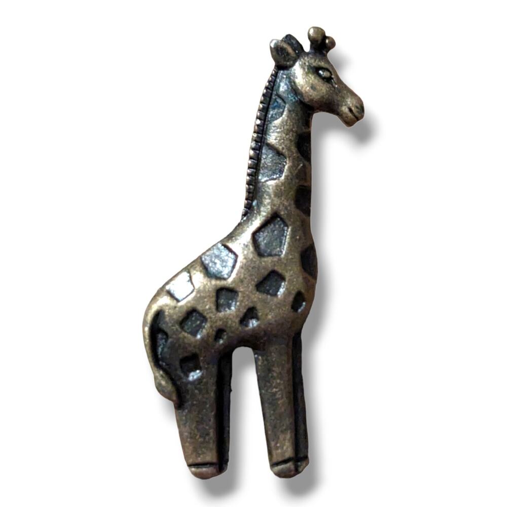 Cute Giraffe Gold Tone Hat Lapel Pin